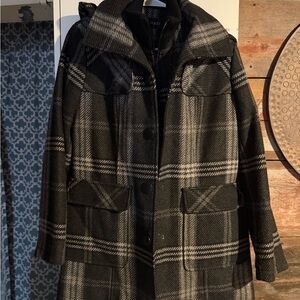 Fleet Street Plaid Black and Gray Women's Coat size s